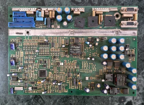Welding machine control PCB with capacitor bank